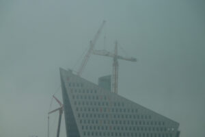 593-2010-10-31 Leyster hijskraan afbreken