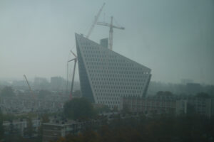 594-2010-10-31 Leyster hijskraan afbreken
