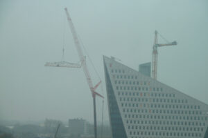 595-2010-10-31 Leyster hijskraan afbreken
