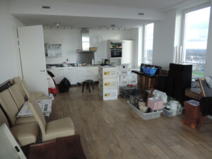Inpakken, afbreken, opknappen, uitpakken en verhuizen