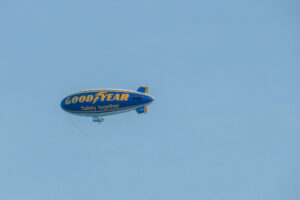 113-2011-05-06 Zeppelin en uitzicht