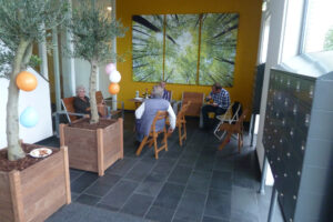 359-2011-08-28 BBQ met buren