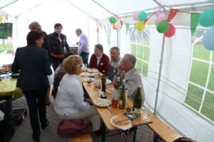 361-2011-08-28 BBQ met buren
