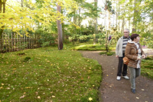 483-2011-10-23 Wandelen Japanse tuin Clingendeal