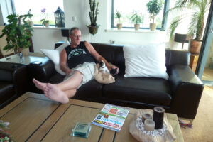495-2012-06-20 Klein kattentuig