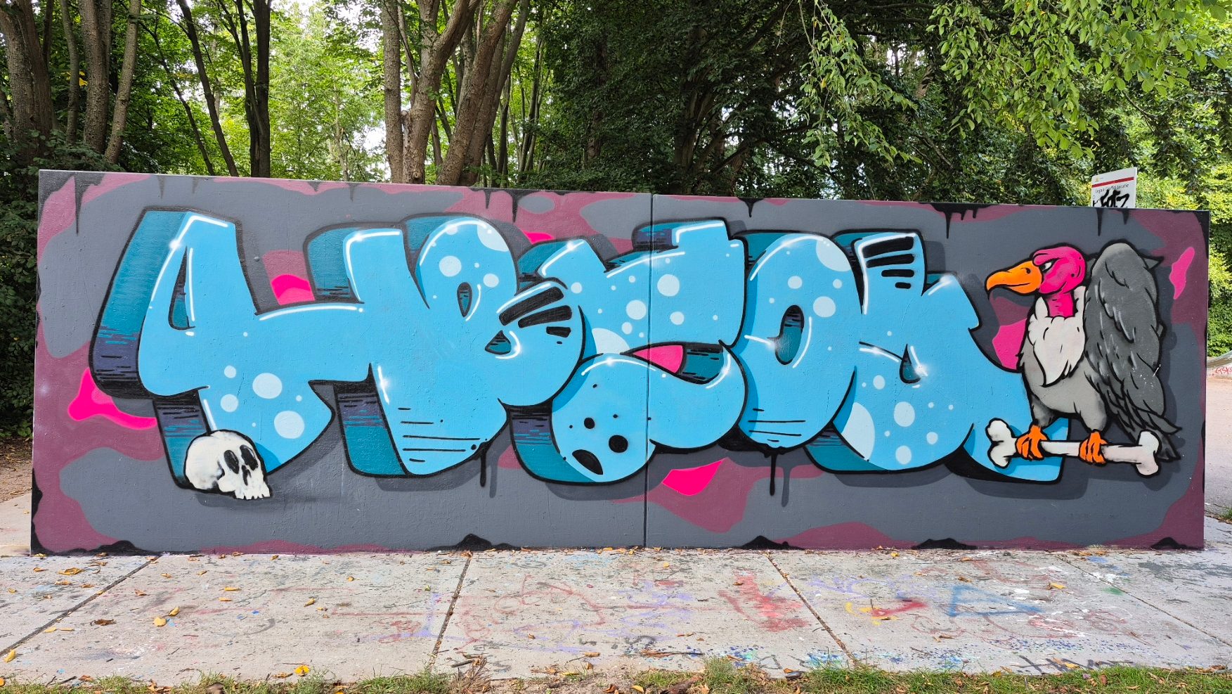 Weer is langs de legale grafity muur gelopen, dag 2080
