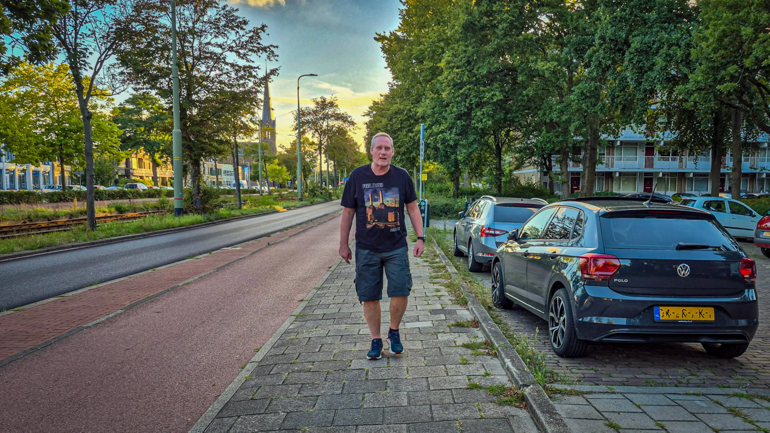Huppa de dinsdagavond ronde door Loosduinen, dag 2436