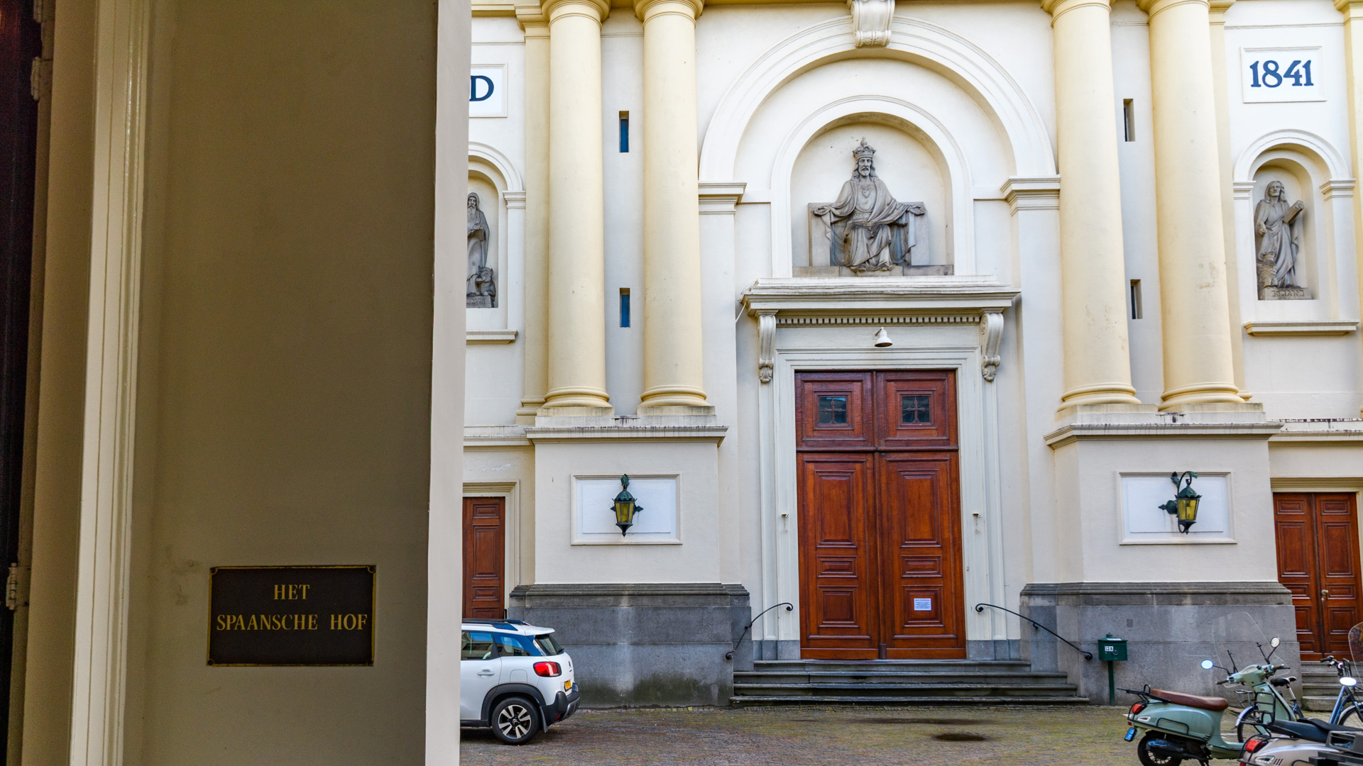 Het Spaansche Hof